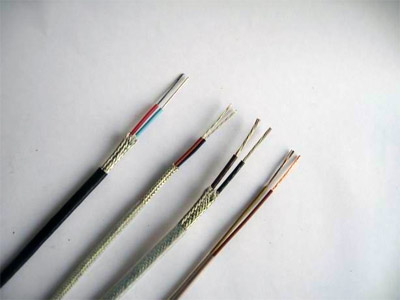 本質(zhì)安全防爆測溫系統(tǒng)用熱電偶補償導(dǎo)線、補償電纜